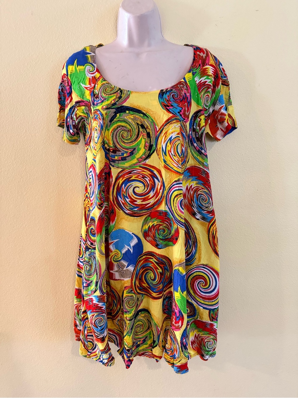 Jams World Yellow Multicolor Swirl kaleidoscope psychedelic Mini Dress sz small